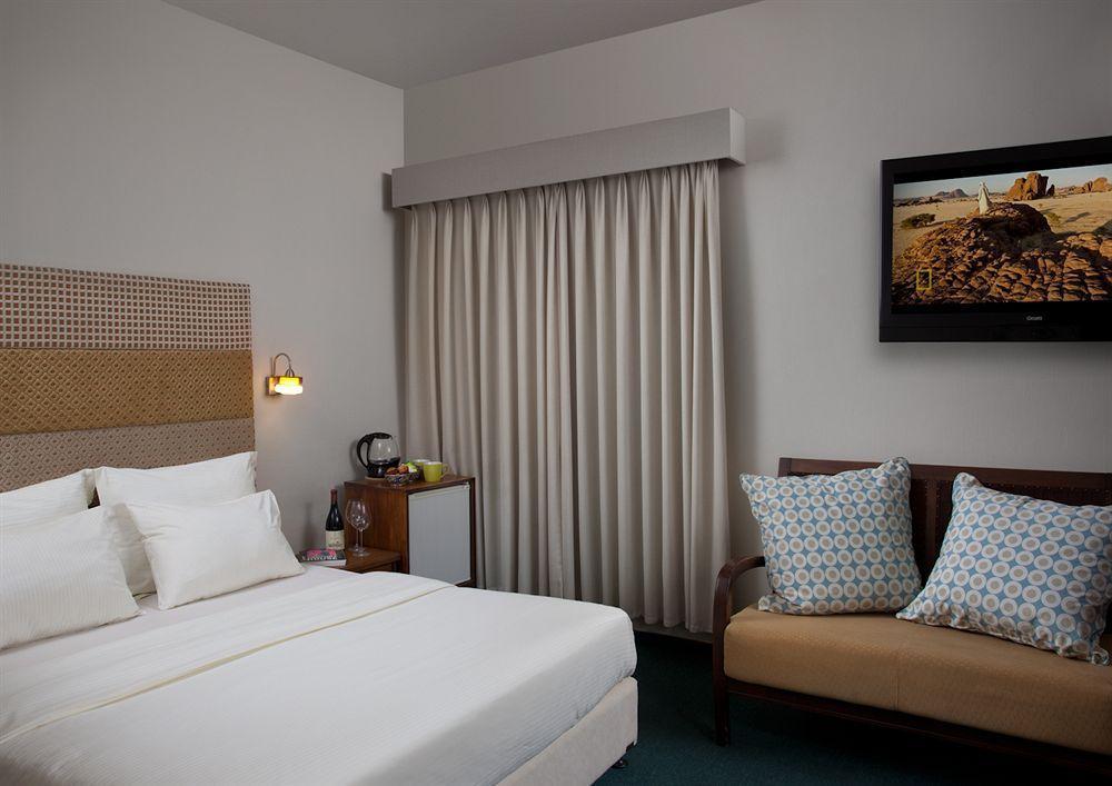 Shtarkman Erna Boutique Hotel Нахария Екстериор снимка