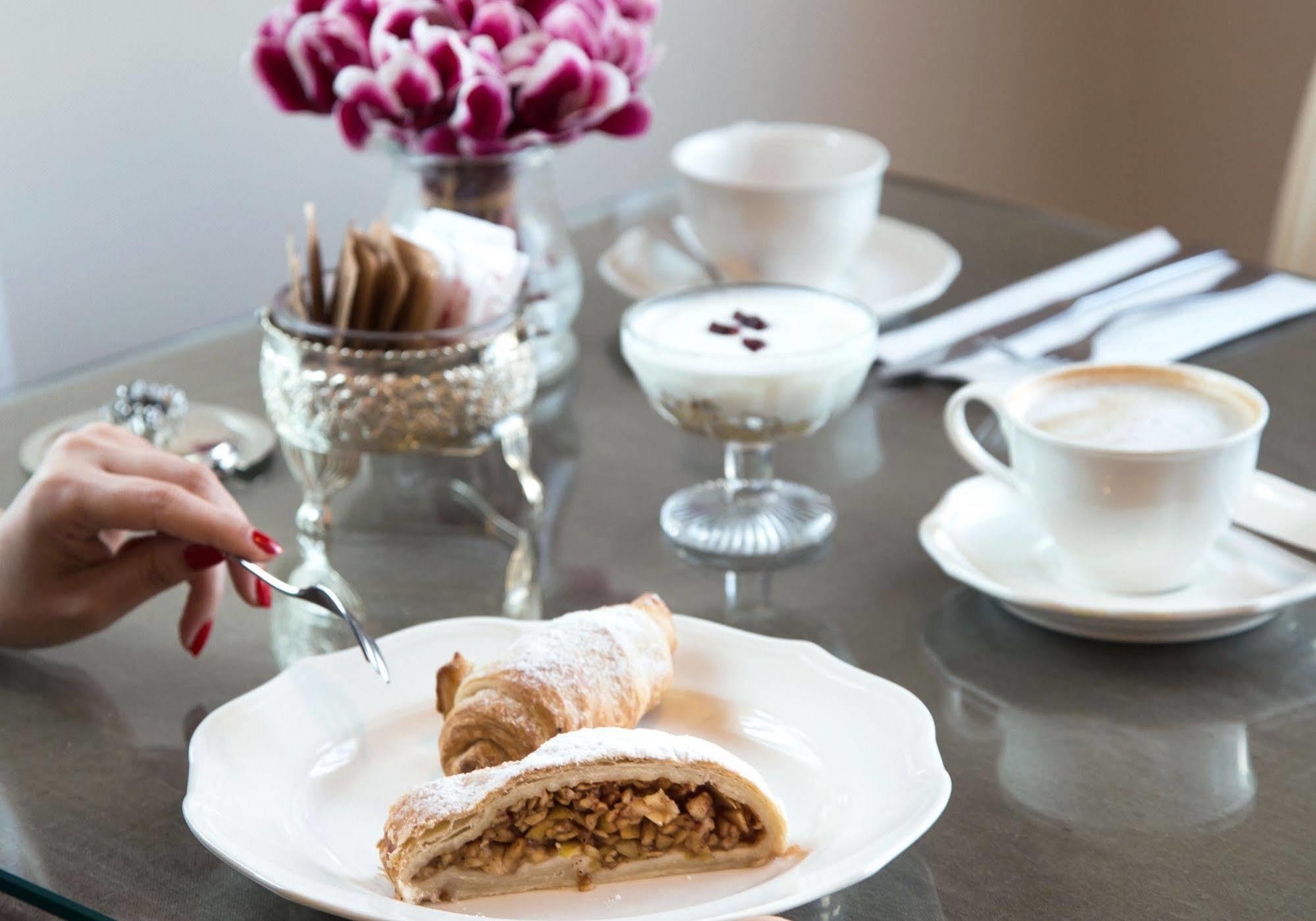 Shtarkman Erna Boutique Hotel Нахария Екстериор снимка